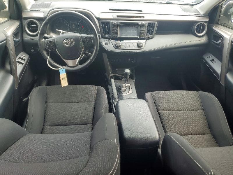 2018 TOYOTA RAV4 XLE 8