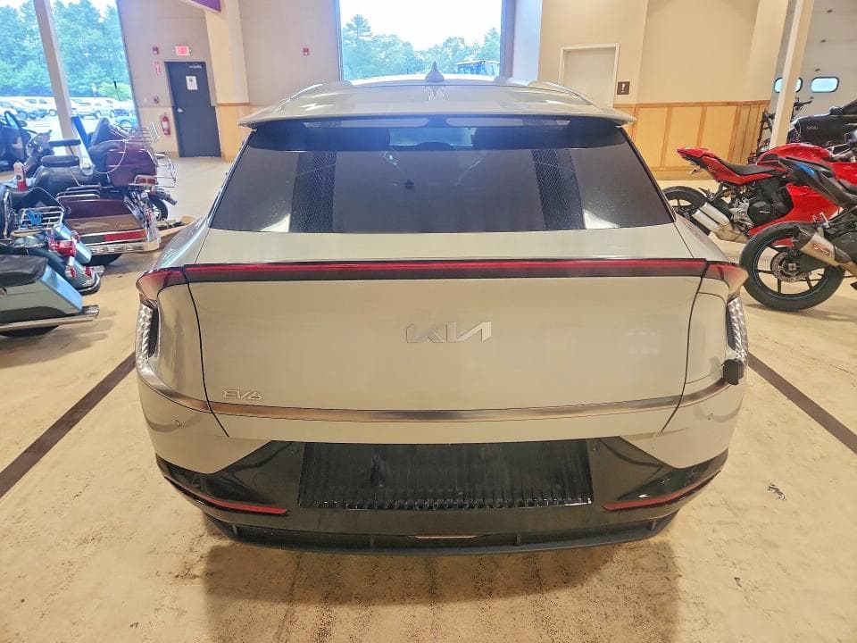 2023 KIA EV6 WIND 6