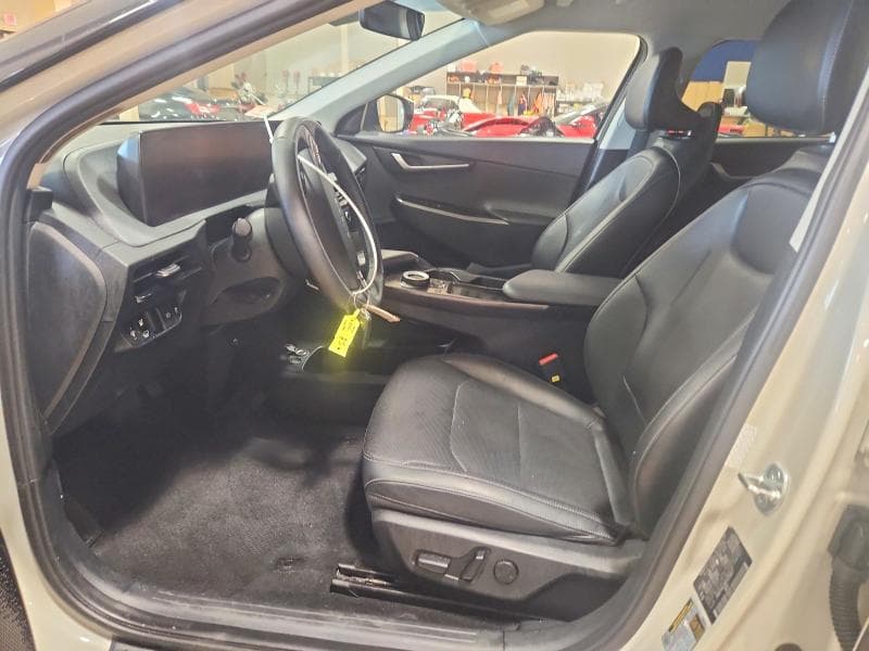 2023 KIA EV6 WIND 7
