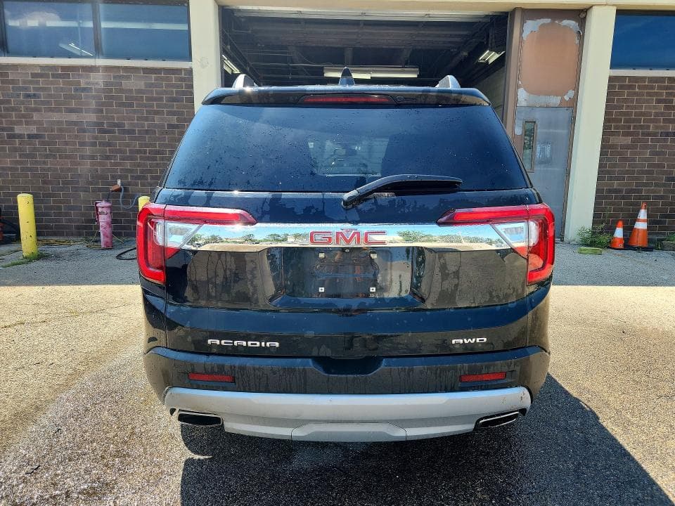 2023 GMC ACADIA SLT 6