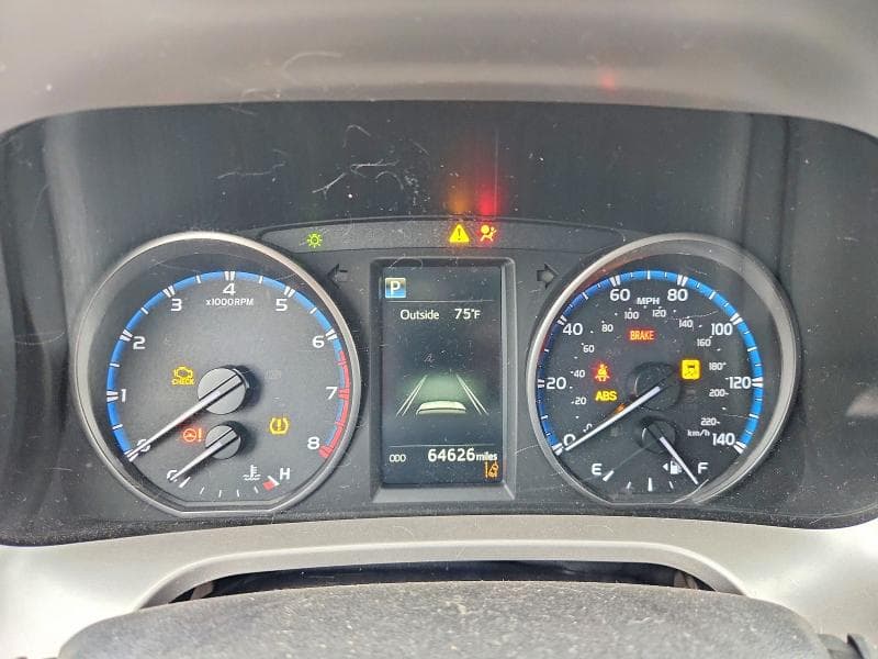 2018 TOYOTA RAV4 LE 9