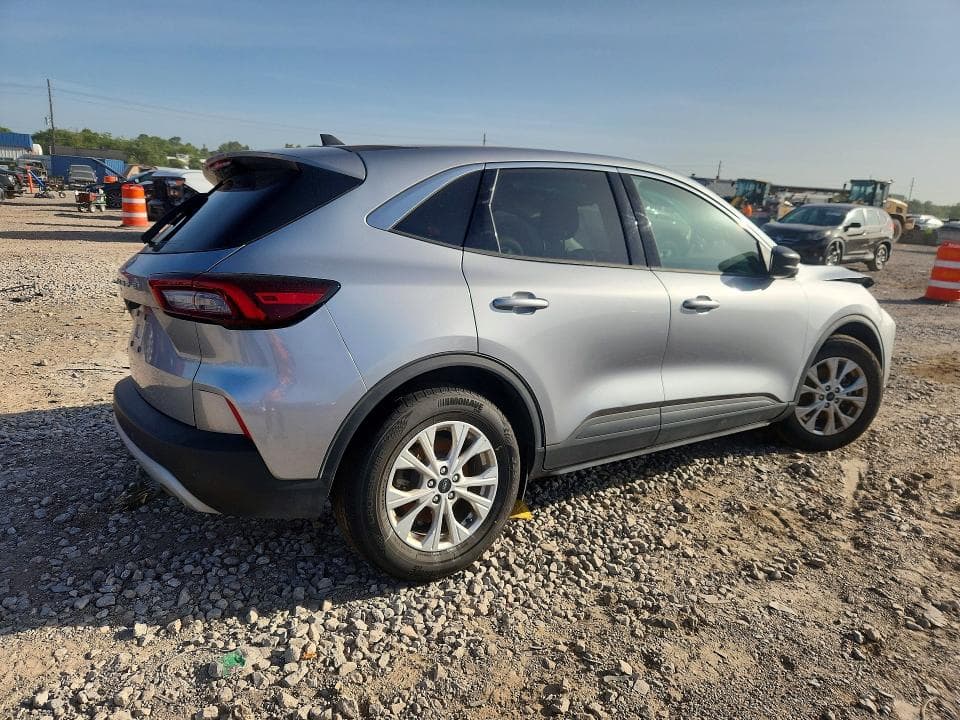 2024 FORD ESCAPE ACTIVE 3