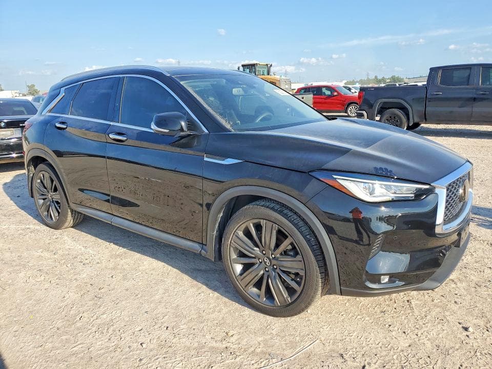 2022 INFINITI QX50 ESSENTIAL 4