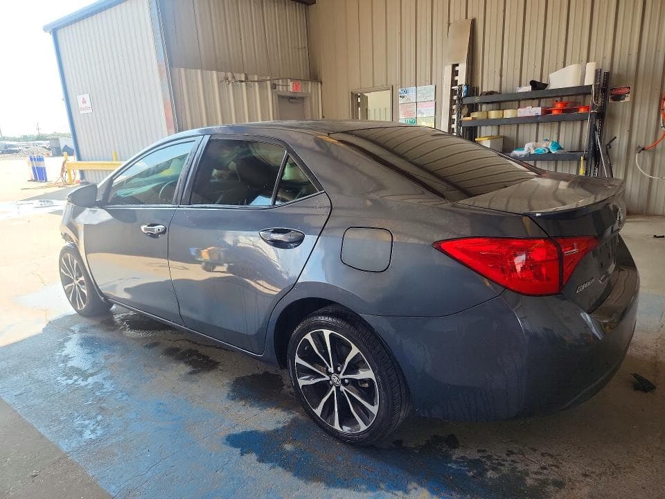 2019 TOYOTA COROLLA SE 2