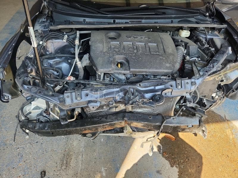 2019 TOYOTA COROLLA SE 11