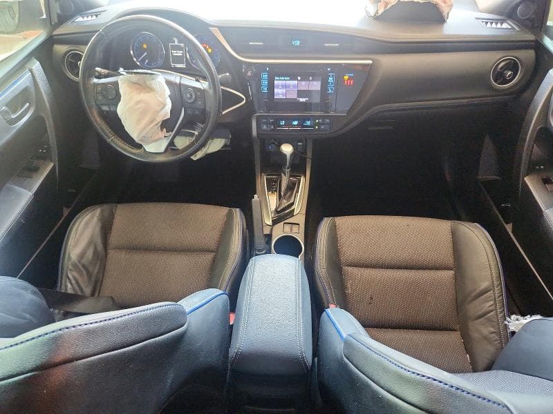 2019 TOYOTA COROLLA SE 8