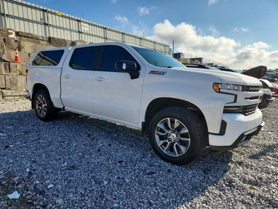 2019 CHEVROLET SILVERADO K1500 RST 4