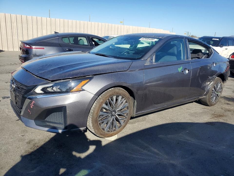 2023 NISSAN ALTIMA SV - 1