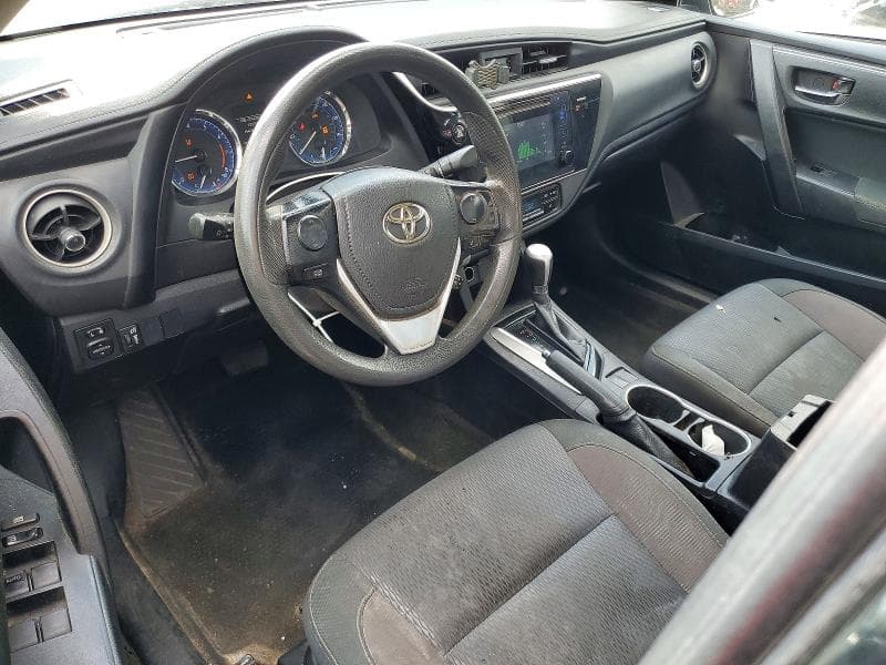 2017 TOYOTA COROLLA LE 8