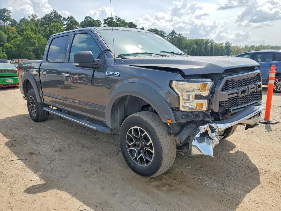 2017 FORD F150 SUPERCREW 4