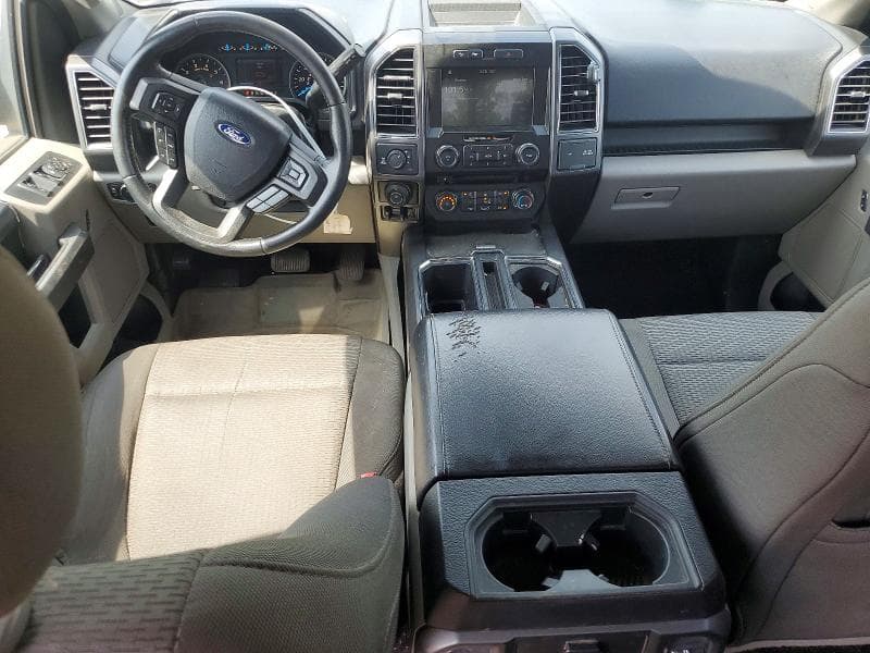 2017 FORD F150 SUPERCREW 8