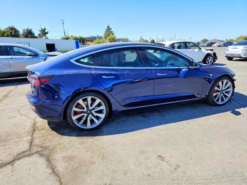 2018 TESLA MODEL 3 3