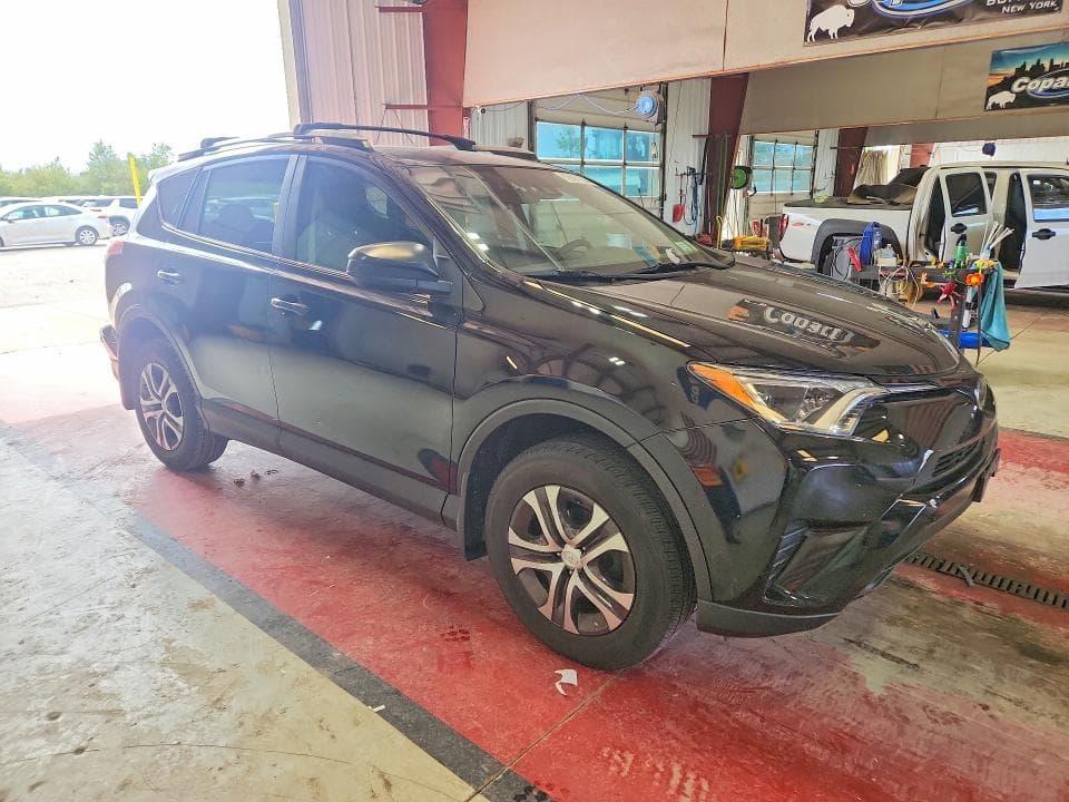 2018 TOYOTA RAV4 LE 4