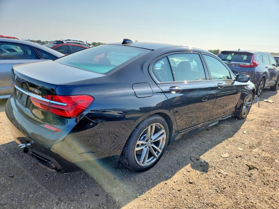 2017 BMW 740 XI 3