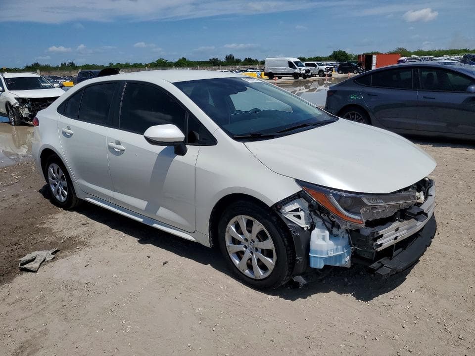 2020 TOYOTA COROLLA LE 4