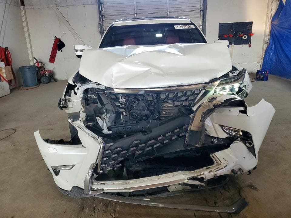 2022 LEXUS GX 460 5