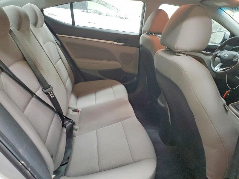 2020 HYUNDAI ELANTRA SEL 10
