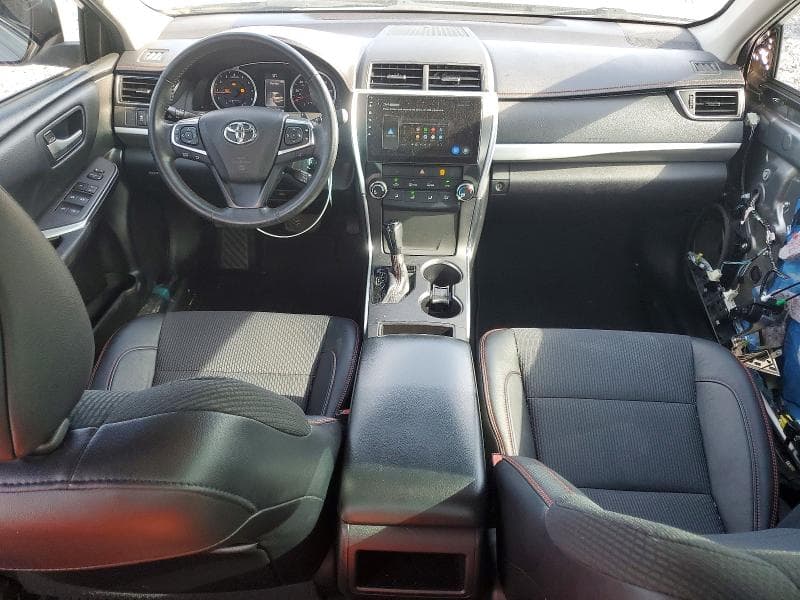 2017 TOYOTA CAMRY SE 8