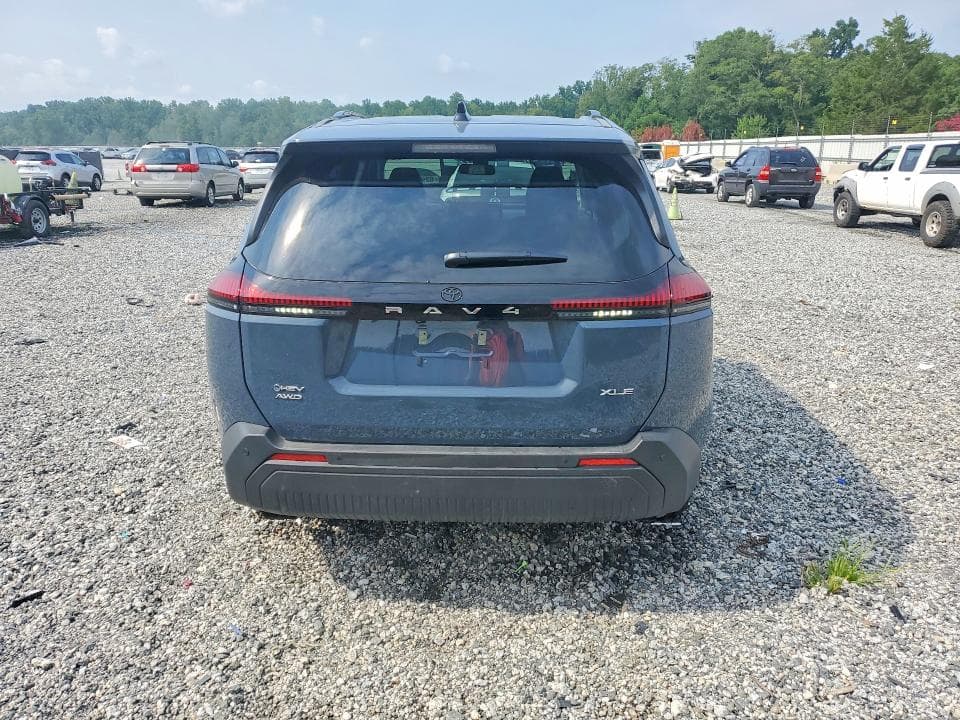 2026 TOYOTA RAV4 XLE PREMIUM 6