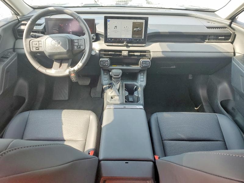 2026 TOYOTA RAV4 XLE PREMIUM 8