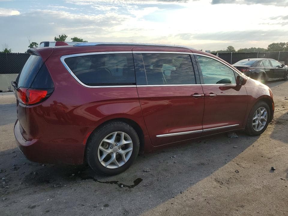 2018 CHRYSLER PACIFICA TOURING L PLUS 3