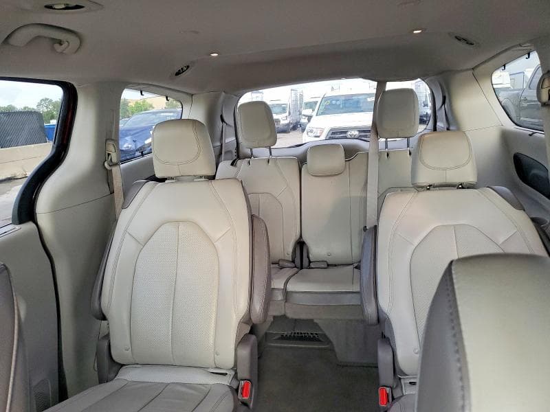 2018 CHRYSLER PACIFICA TOURING L PLUS 10