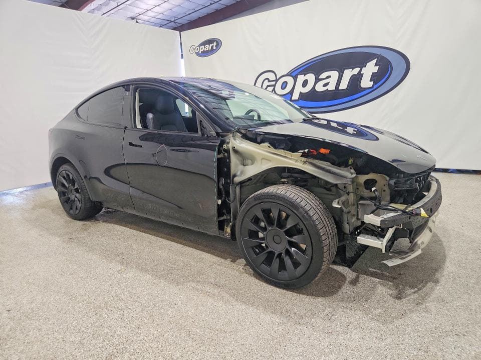 2022 TESLA MODEL Y 4