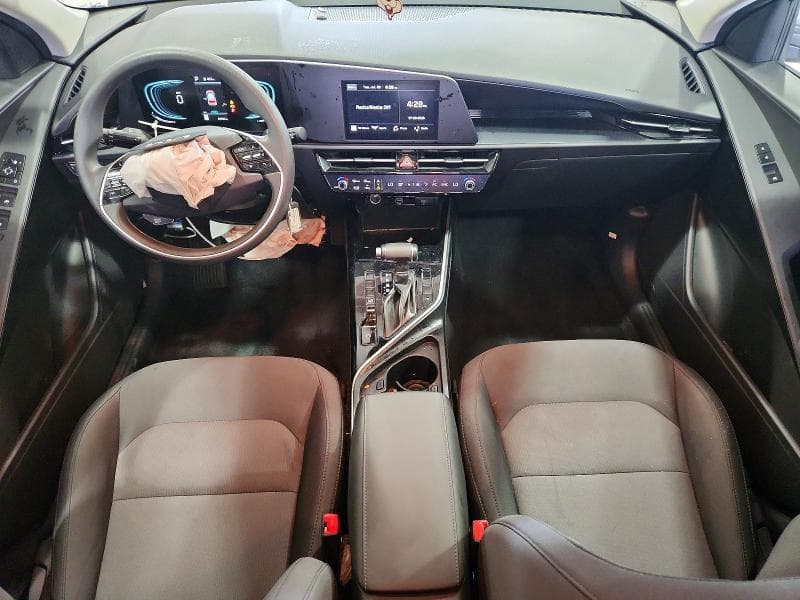 2026 KIA NIRO LX 8