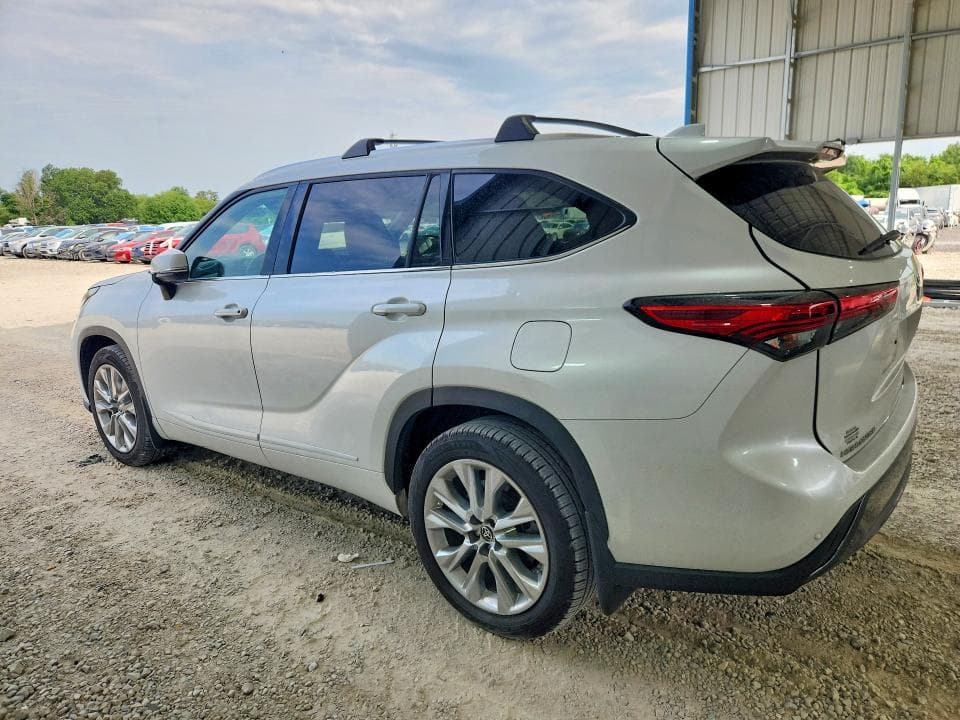 2022 TOYOTA HIGHLANDER LIMITED 2