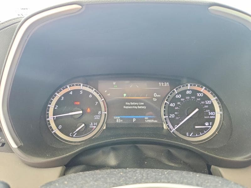 2022 TOYOTA HIGHLANDER LIMITED 9
