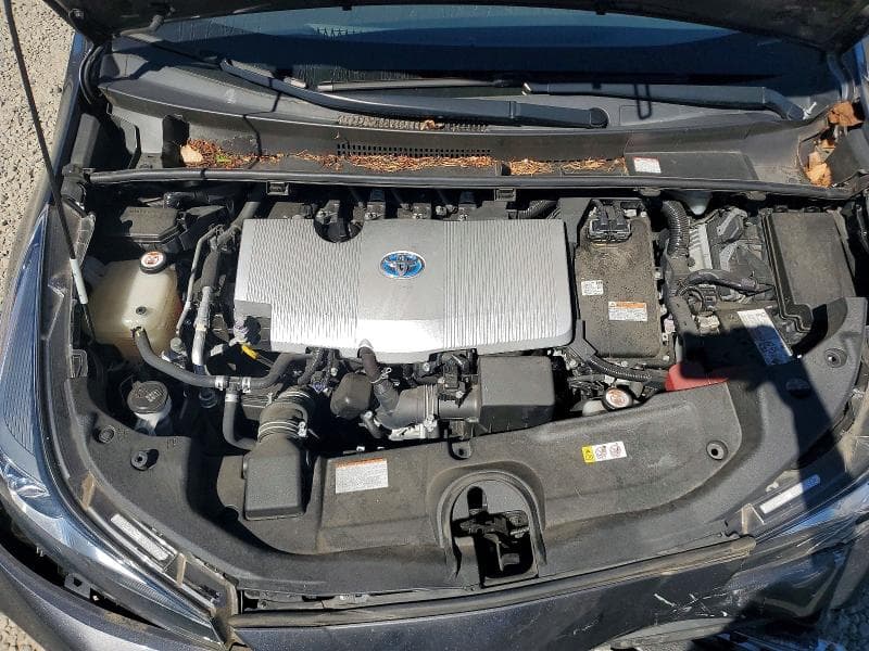2019 TOYOTA PRIUS LE 11