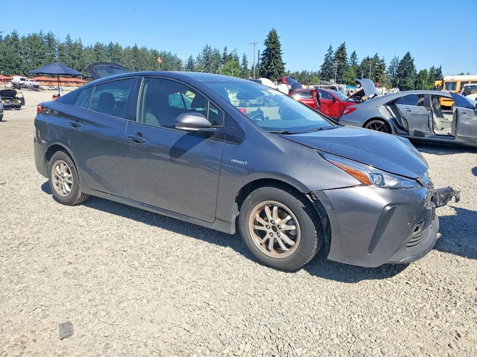 2019 TOYOTA PRIUS LE 4