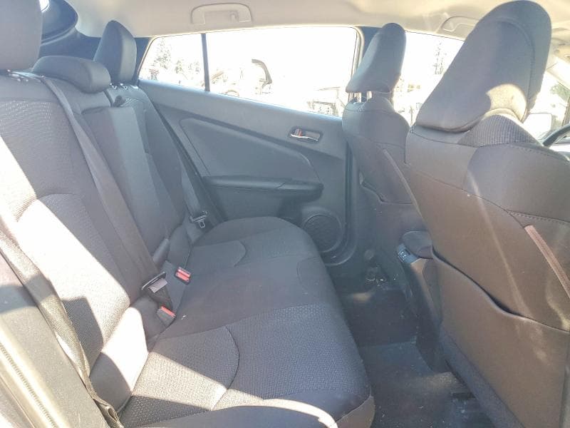 2019 TOYOTA PRIUS LE 10