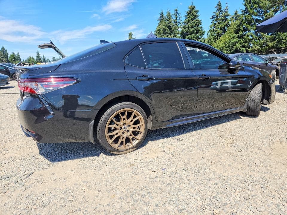 2024 TOYOTA CAMRY SE NIGHTSHADE 3