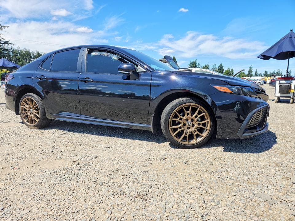 2024 TOYOTA CAMRY SE NIGHTSHADE 4