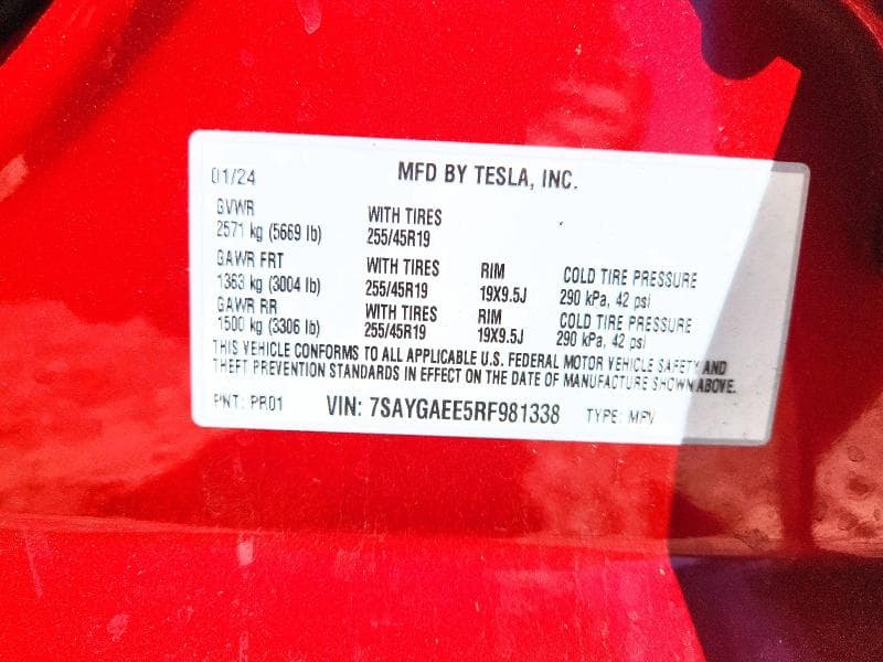 2024 TESLA MODEL Y 14