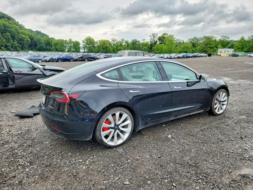 2019 TESLA MODEL 3 3