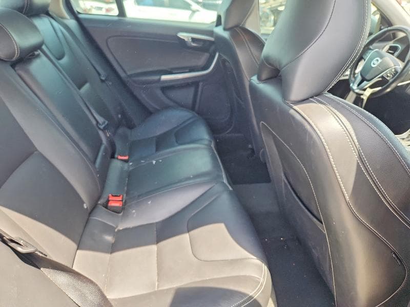 2017 VOLVO S60 10