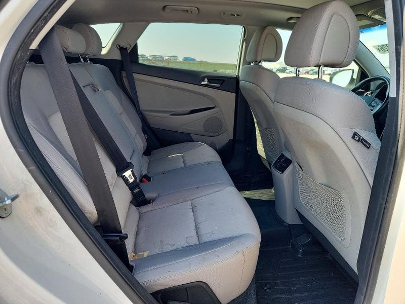 2017 HYUNDAI TUCSON VALUE 11