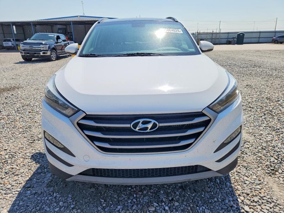 2017 HYUNDAI TUCSON VALUE 5