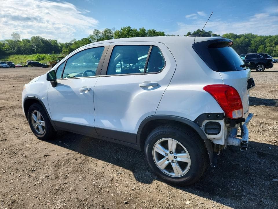 2019 CHEVROLET TRAX LS 2
