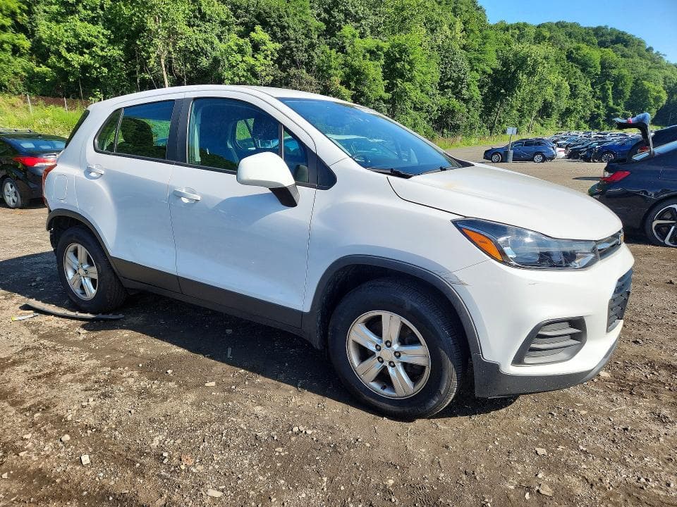 2019 CHEVROLET TRAX LS 4