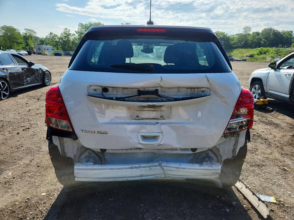2019 CHEVROLET TRAX LS 6
