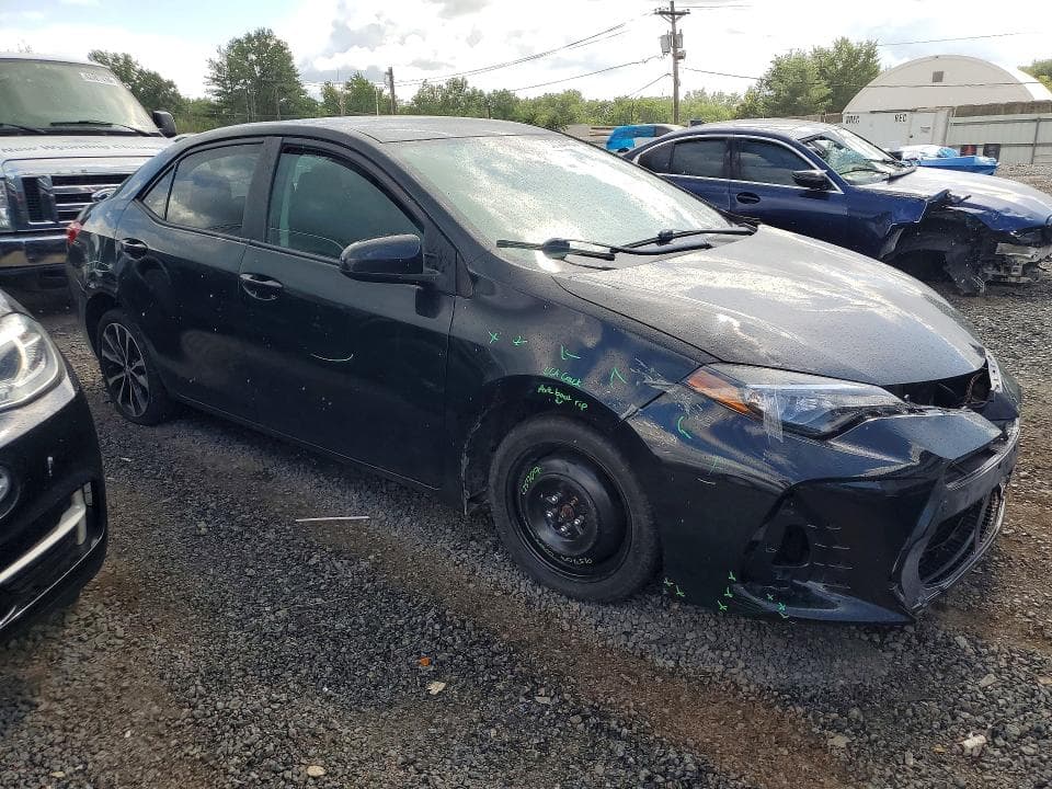 2018 TOYOTA COROLLA LE 4