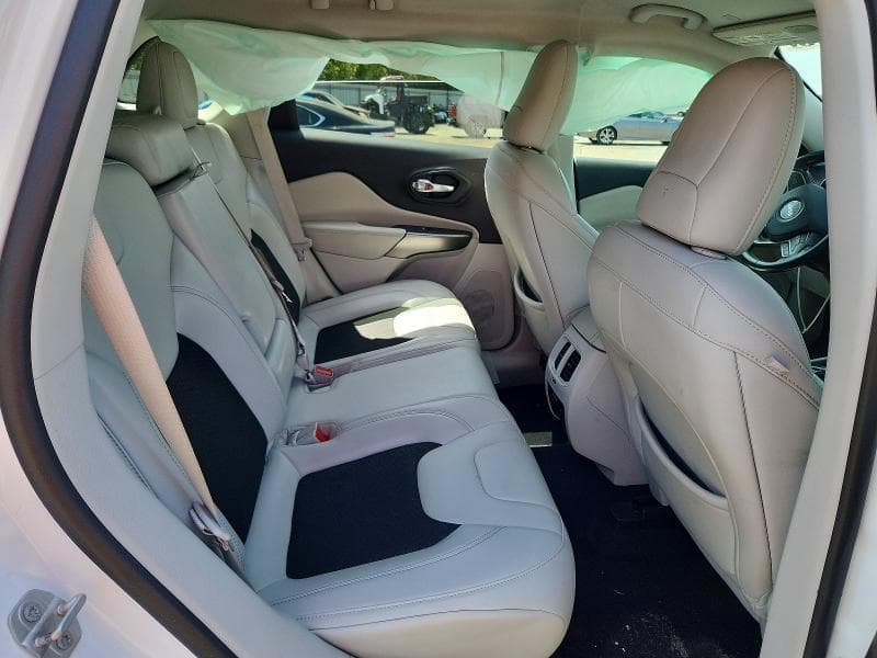 2020 JEEP CHEROKEE LATITUDE PLUS 11