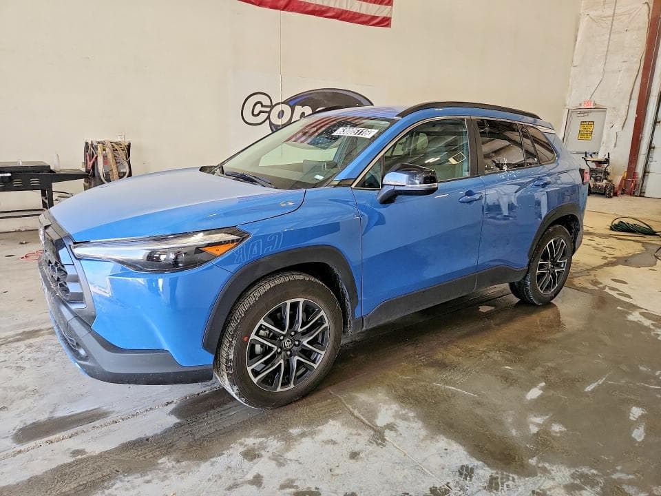 2026 TOYOTA COROLLA CROSS XLE - 1