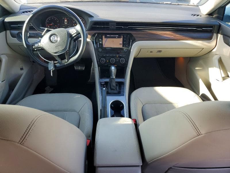 2020 VOLKSWAGEN PASSAT SEL 8