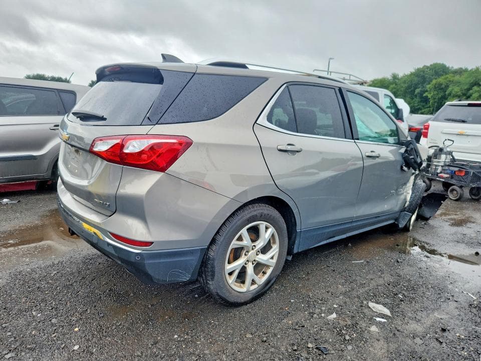 2019 CHEVROLET EQUINOX LT 3