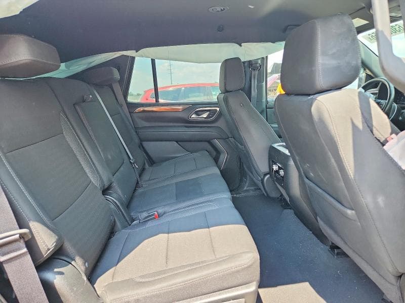 2024 GMC YUKON SLE 11