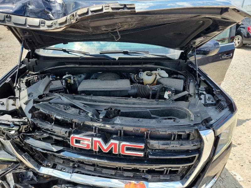 2024 GMC YUKON SLE 12